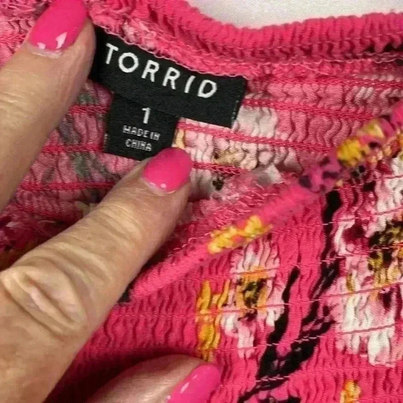 Torrid Women’s Floral Dress Pink 1 Baby Doll Smocked Mini Gathered Bell Sleeves - Picture 3 of 9